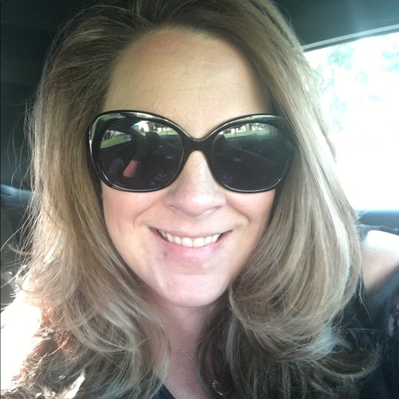 Meet your Posher, Kellie - Picture 1 of 1